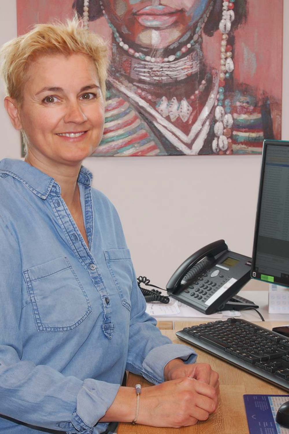 Dr. Claudia Wallner